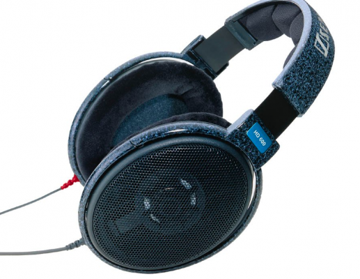 open back headphones sennheiser hd 600 black wired white background